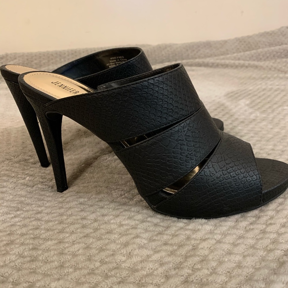 Jennifer Lopez mules